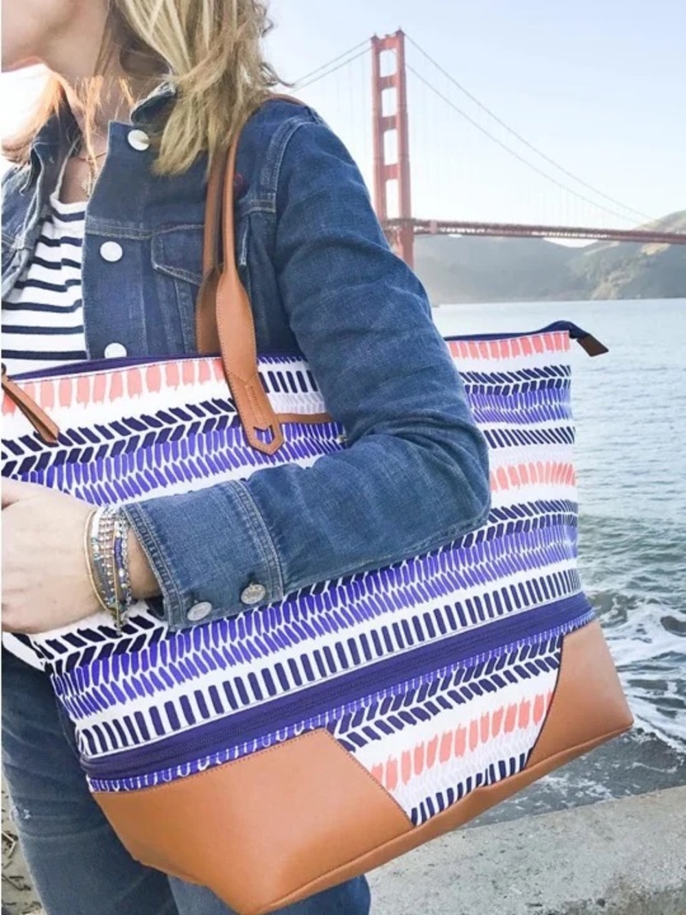 Stella & Dot Expandable Getaway Weekender Tote Bag